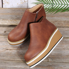 Bota de Couro Casual Solado Grosso New Style 2024