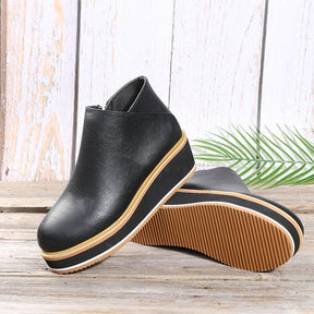 Bota de Couro Casual Solado Grosso New Style 2024