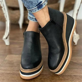 Bota de Couro Casual Solado Grosso New Style 2024