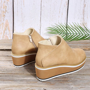 Bota de Couro Casual Solado Grosso New Style 2024