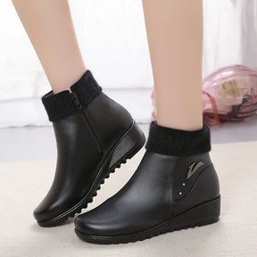Bota de Couro Inverno Casual Hellena
