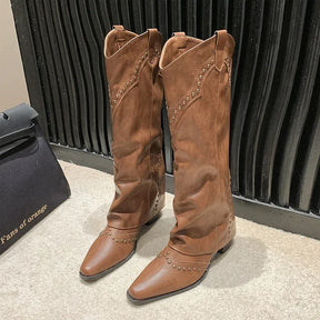 Bota Feminina Longa Decorada Com Strass De Bico Fino Tendência