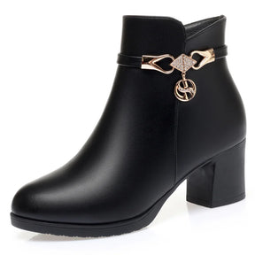 Bota de Couro Moderna Feminina - HCor