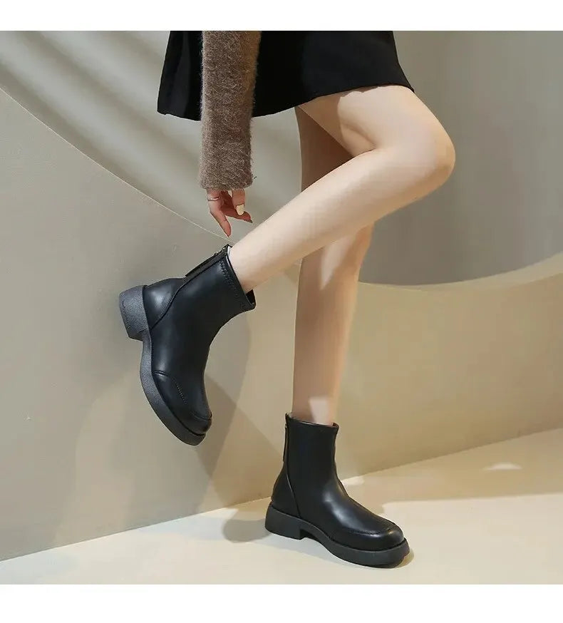 Bota de Couro Styler Feminina Aveludada