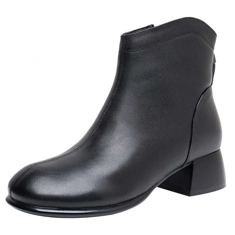 Bota de Couro Casual Lisa Slim Clássica