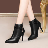 Bota curta Feminina Design Quadriculado Com Strass Bico Fino